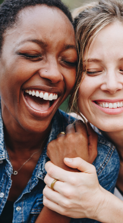 Bild-Frauen-lachen