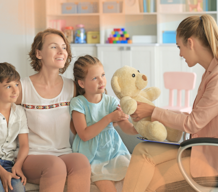 Bild-Frauen-Kinder-Gespräch