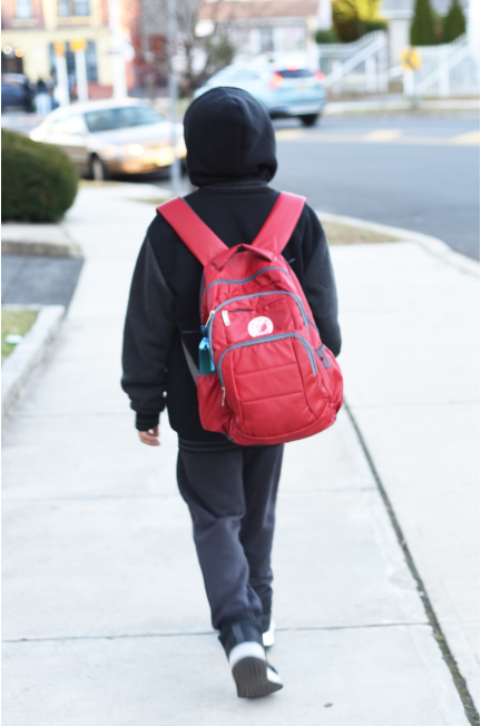 Bild-junge-Person-von-hinten