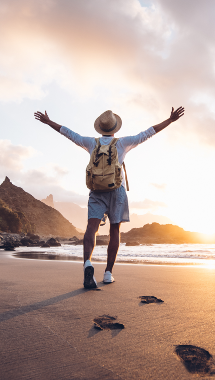 Bild-Mann-Strand-Arme-oben